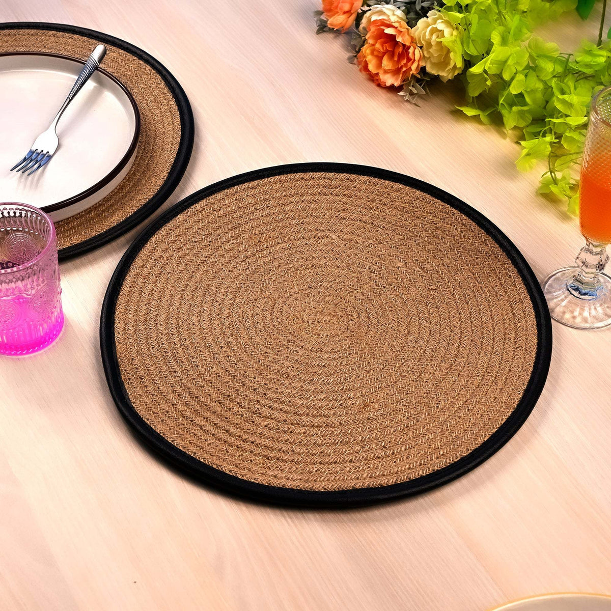 Neutral Party Table Mat Set 5